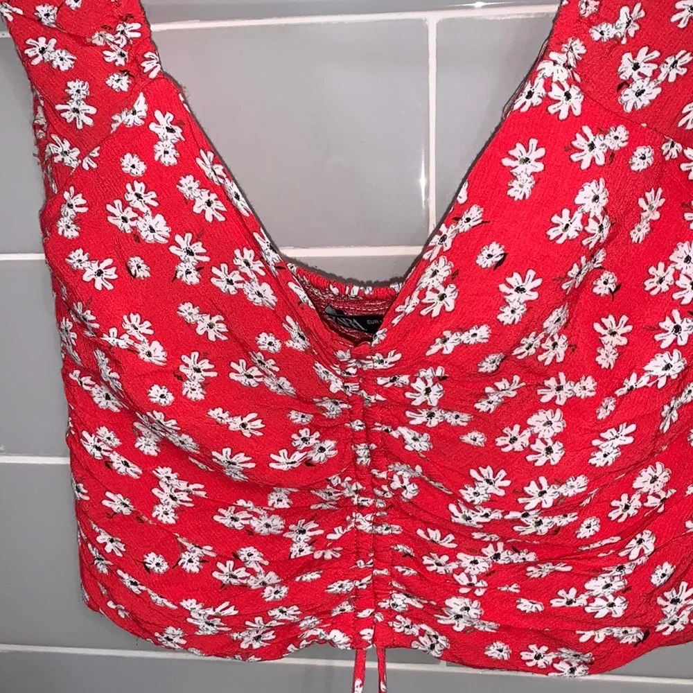 Zara Crop Top - Picture 3 of 12